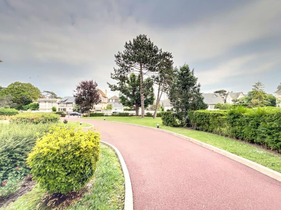 Deauville Triangle D'Or Proche Mer & Casino Aux Clefs Des Sacres Exteriör bild